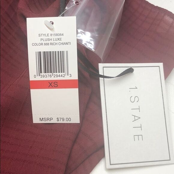 1.State Textured Tie Front Bell Sleeve Top, XS - Picture 3 of 5